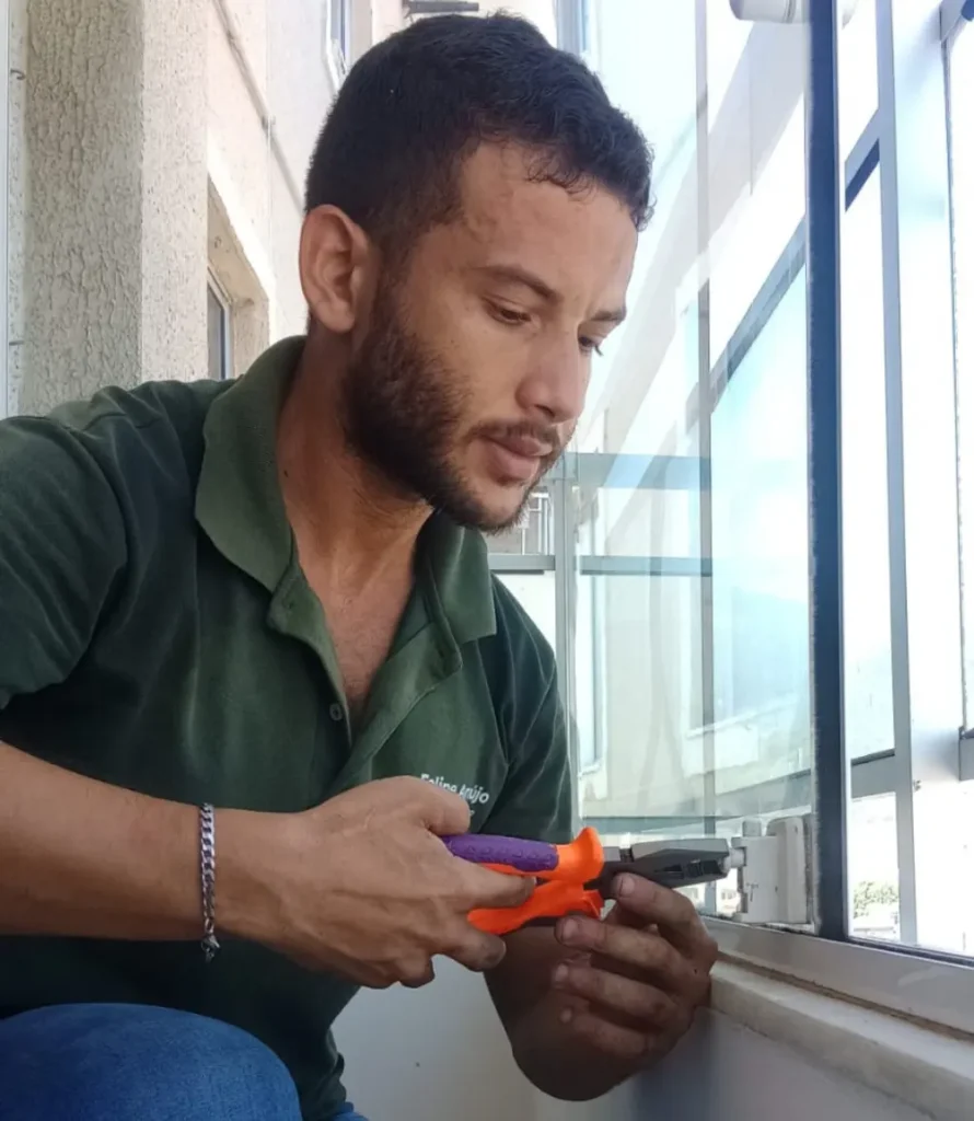 Vidraçaria e Serralheria